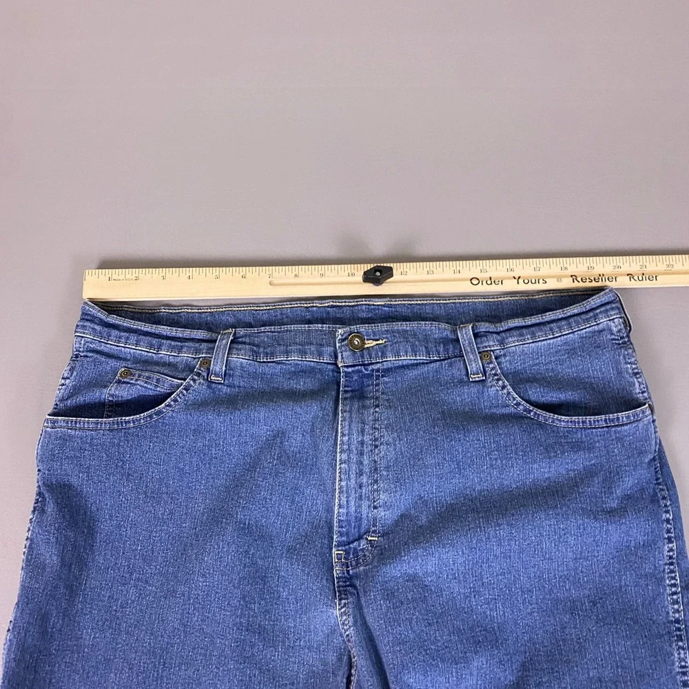 Genuine Dickies Mens Blue Denim Shorts Size 40 Regular Fit Stretch *Stain spots*